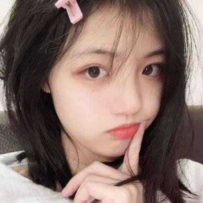 丹妮尔·凯布尔：目击者 海报