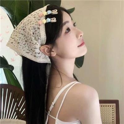 星期四组曲 海报